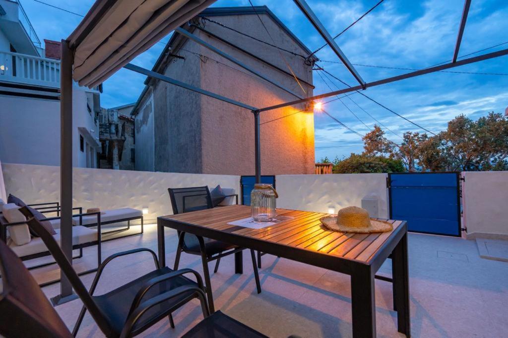 House Franulich Villa Stara Baška Buitenkant foto